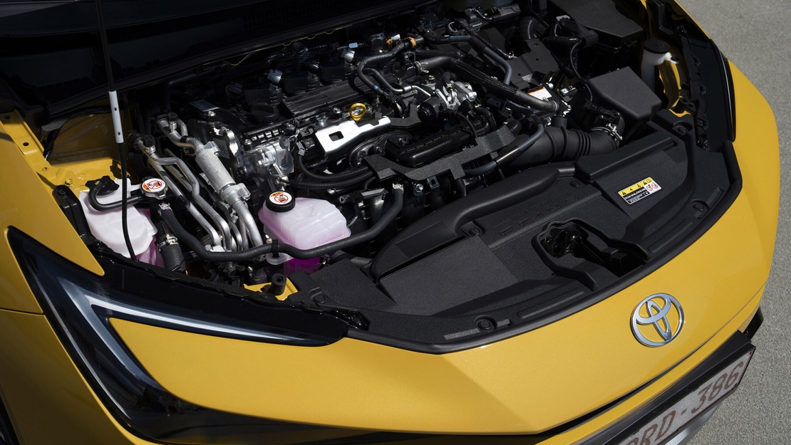 Toyota-prius-exterieur-onder-motorkap-onderdelen